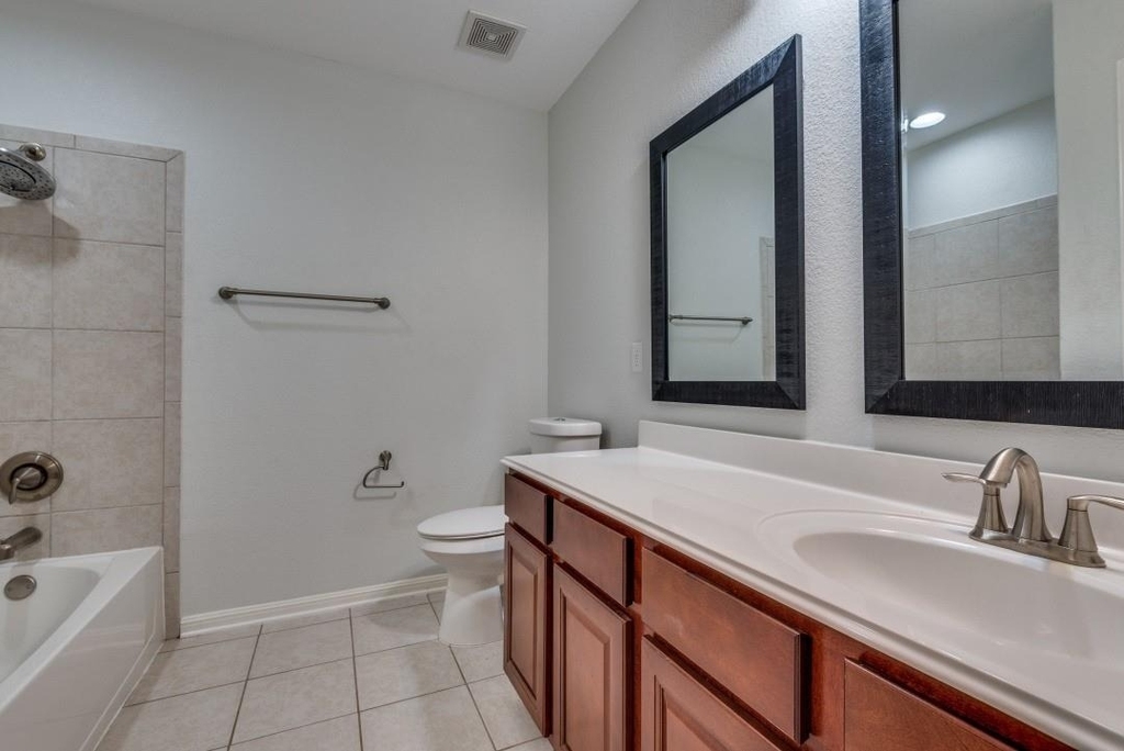 628 Bottle Brush Dr - Photo 16