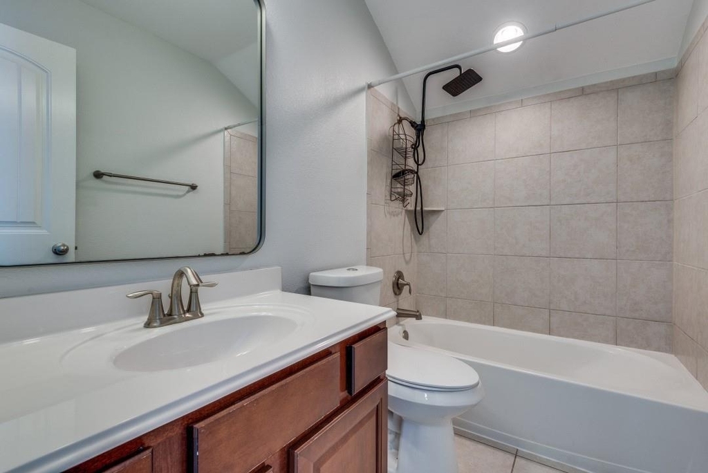 628 Bottle Brush Dr - Photo 14