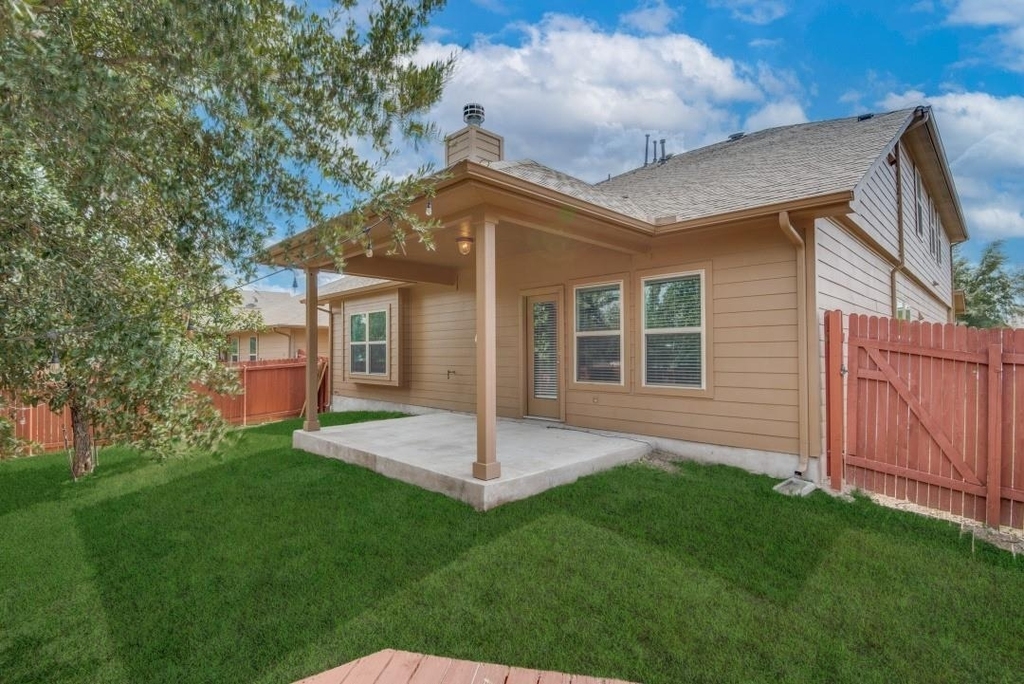 628 Bottle Brush Dr - Photo 17