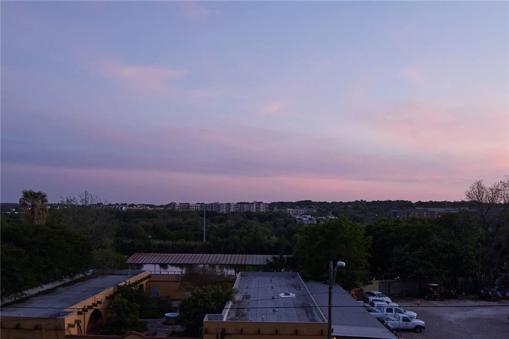 2016 Jesse E Segovia St - Photo 6