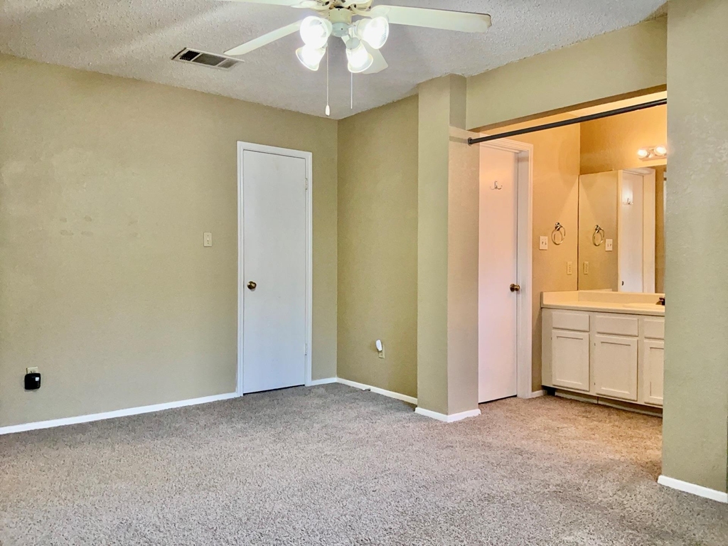 2105 Balsam Way - Photo 13