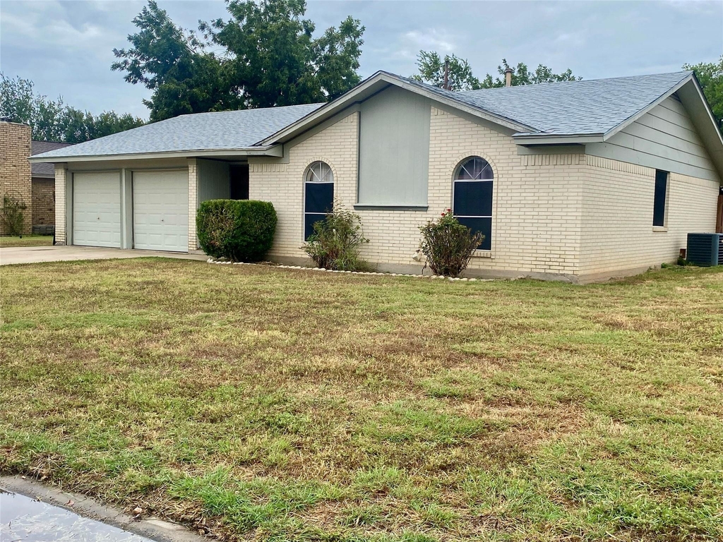 1806 Sierra Dr - Photo 12