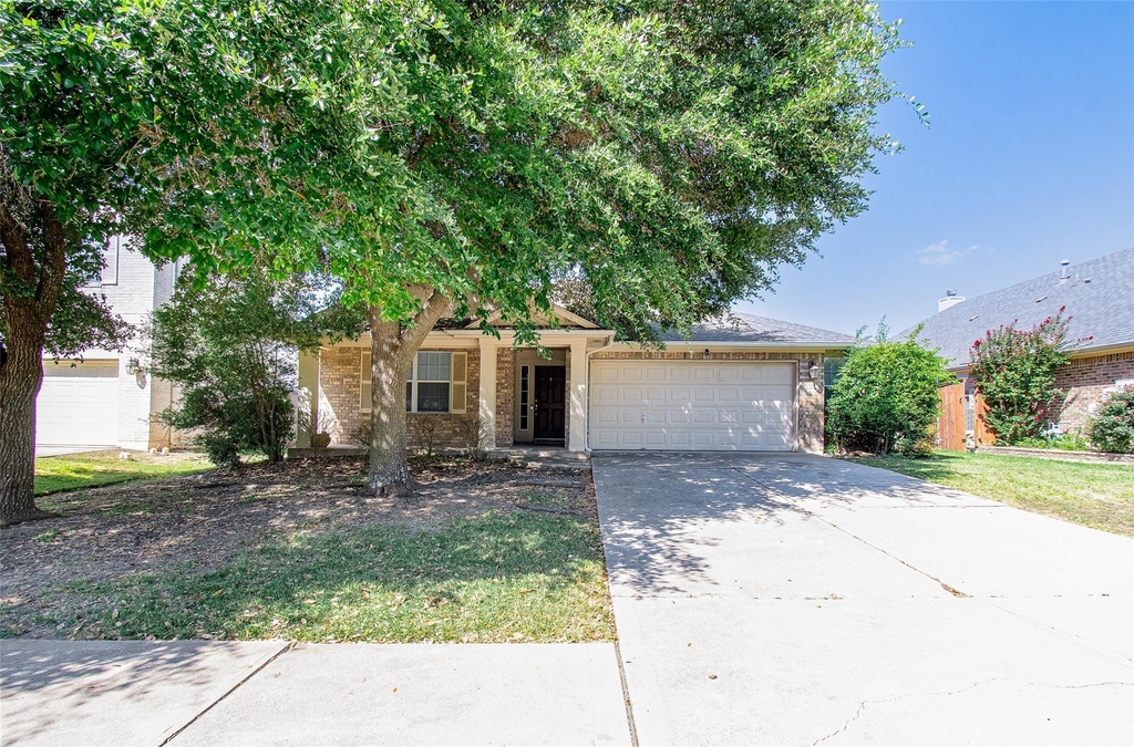 4193 Fairmeadow Dr - Photo 0