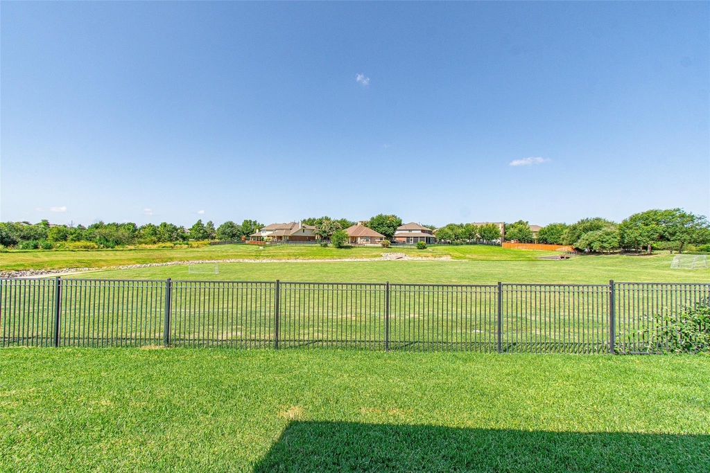 4193 Fairmeadow Dr - Photo 22