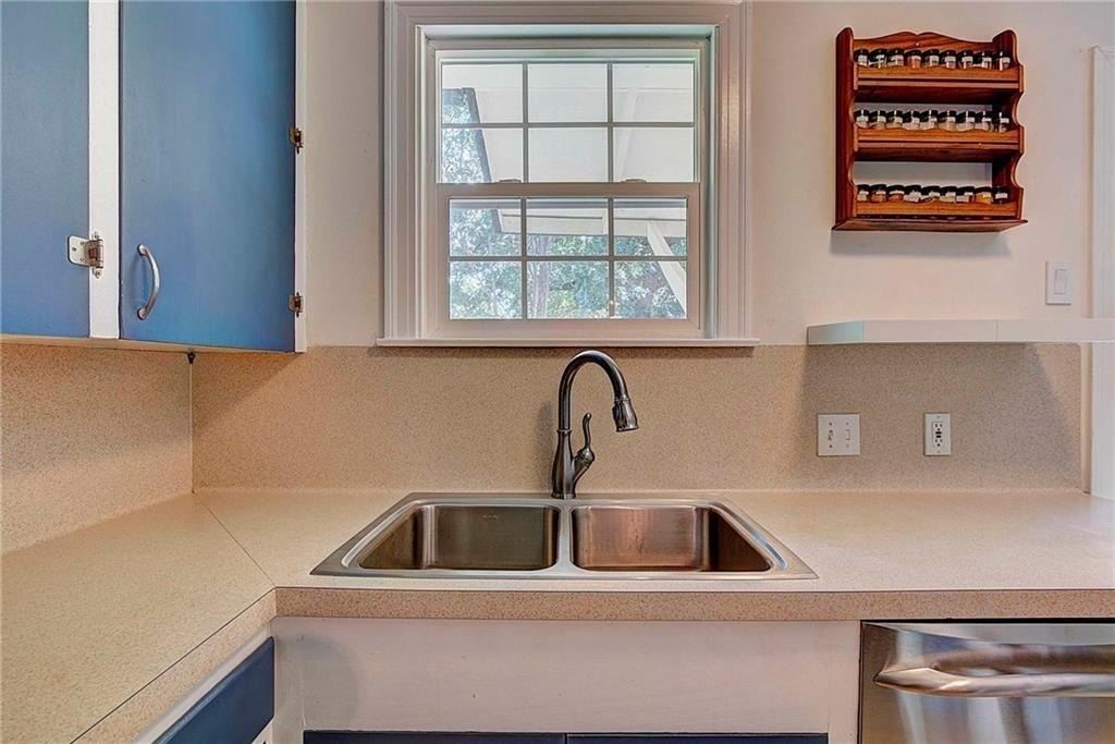 1803 Romeria Dr - Photo 13