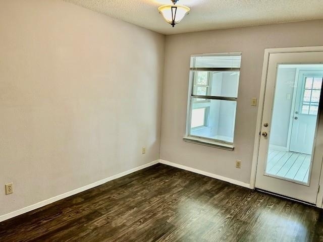 3413 Rocky Hollow Trl - Photo 4