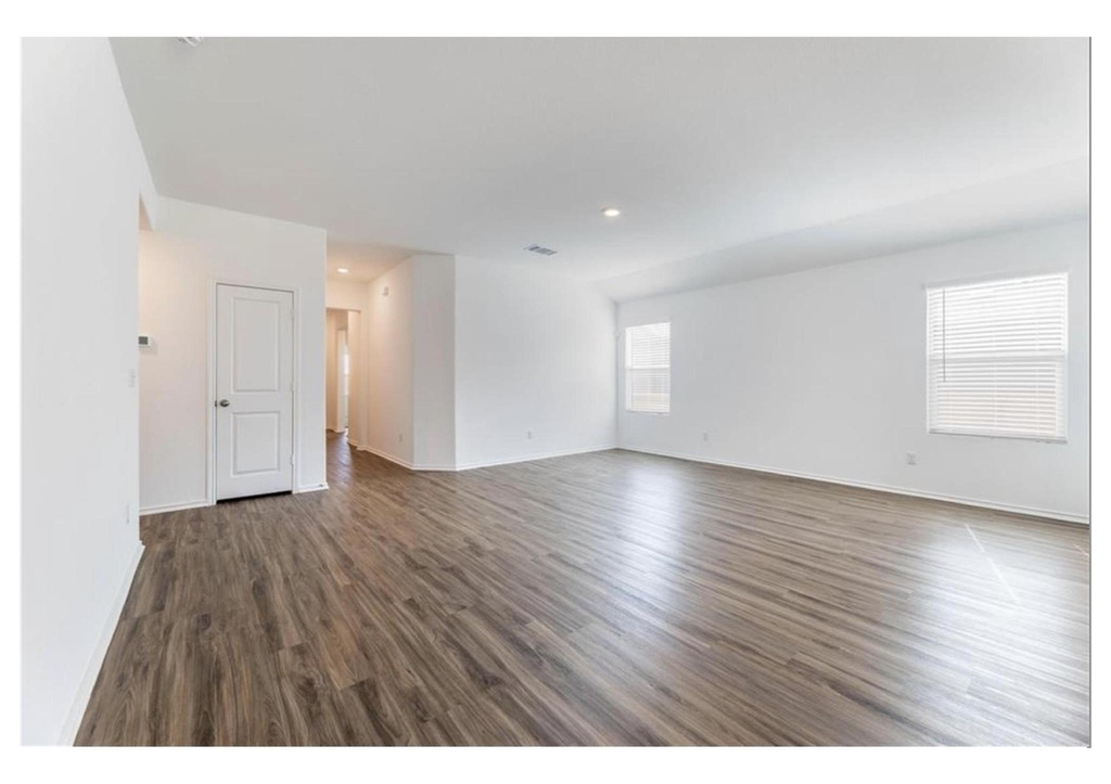 381 Jack Ryan St - Photo 13