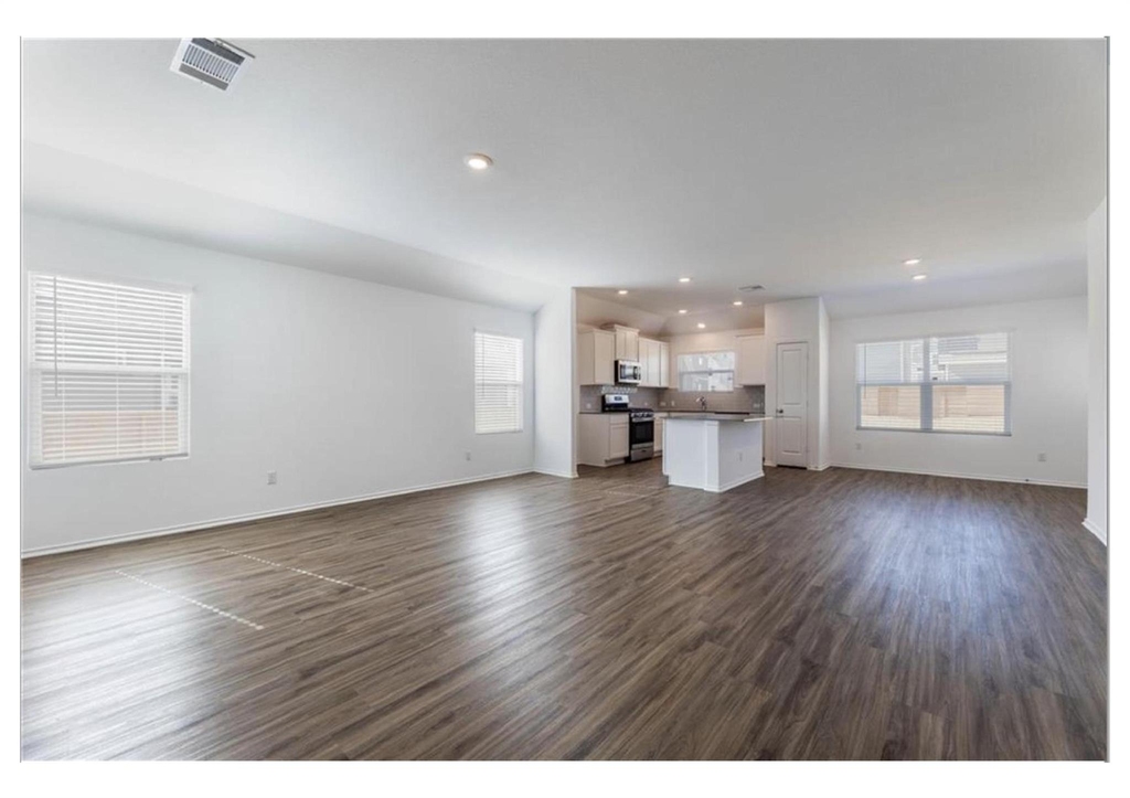 381 Jack Ryan St - Photo 2