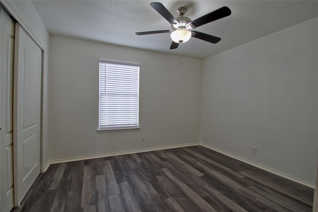 711 Abundance Ln - Photo 22