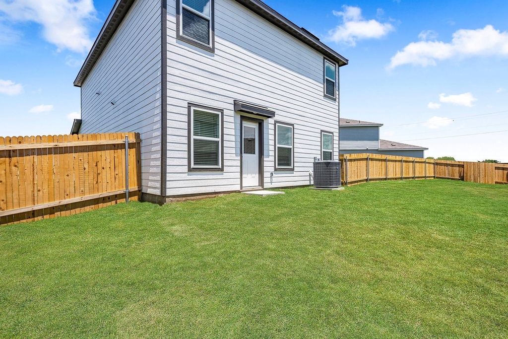14501 Wahlbergs Way - Photo 8