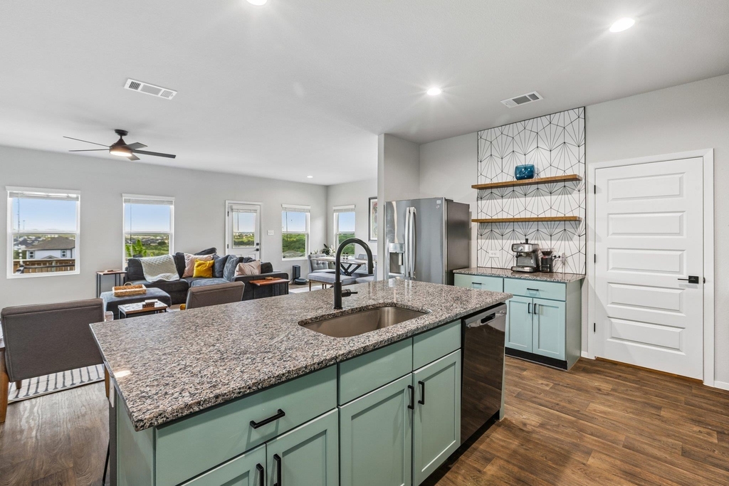11604 Comano Dr - Photo 19