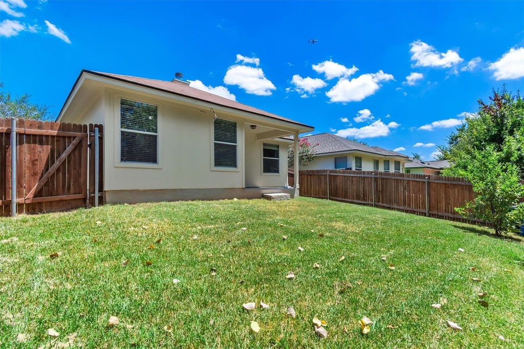 5605 Bentsen Ln - Photo 17