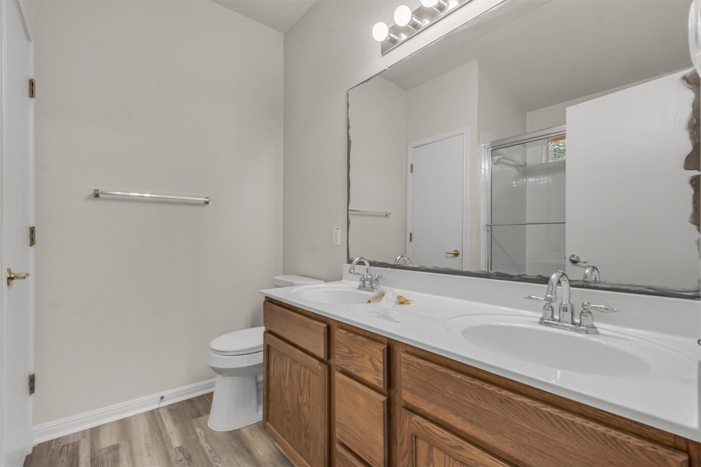 5605 Bentsen Ln - Photo 9