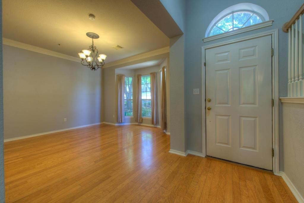 12610 Mcnelly Trl - Photo 2