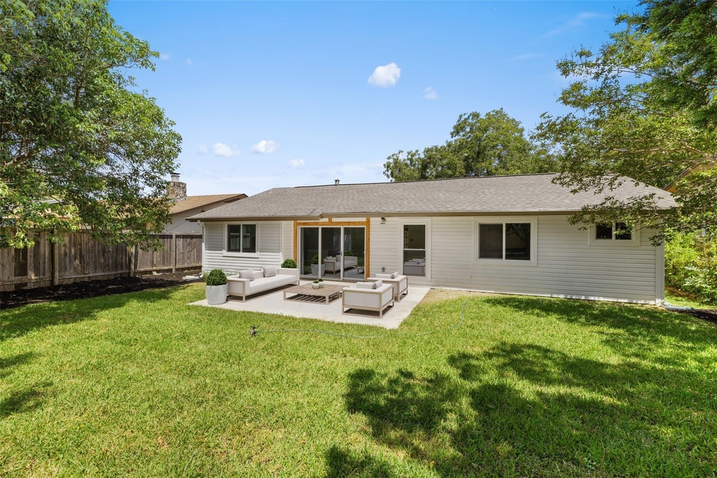 1111 Spearson Ln - Photo 35