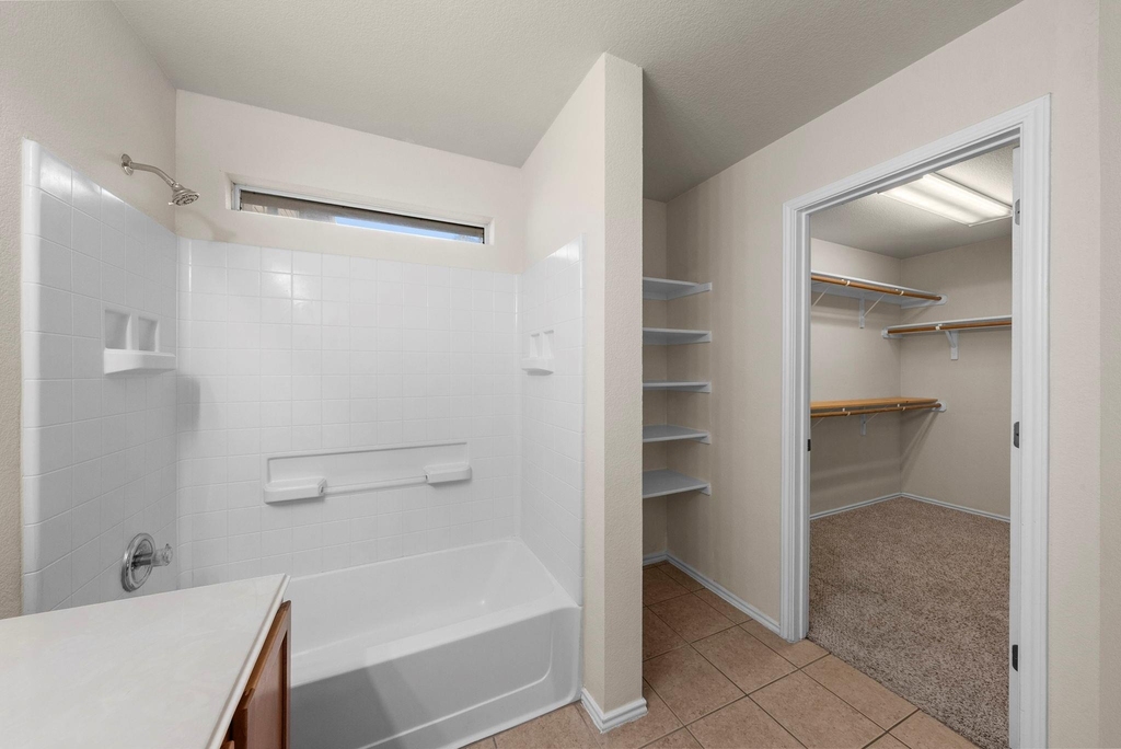 9424 Castle Pines Dr - Photo 14