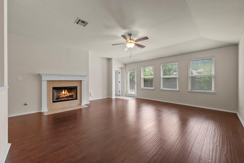 9424 Castle Pines Dr - Photo 1