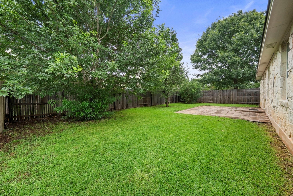 9424 Castle Pines Dr - Photo 26