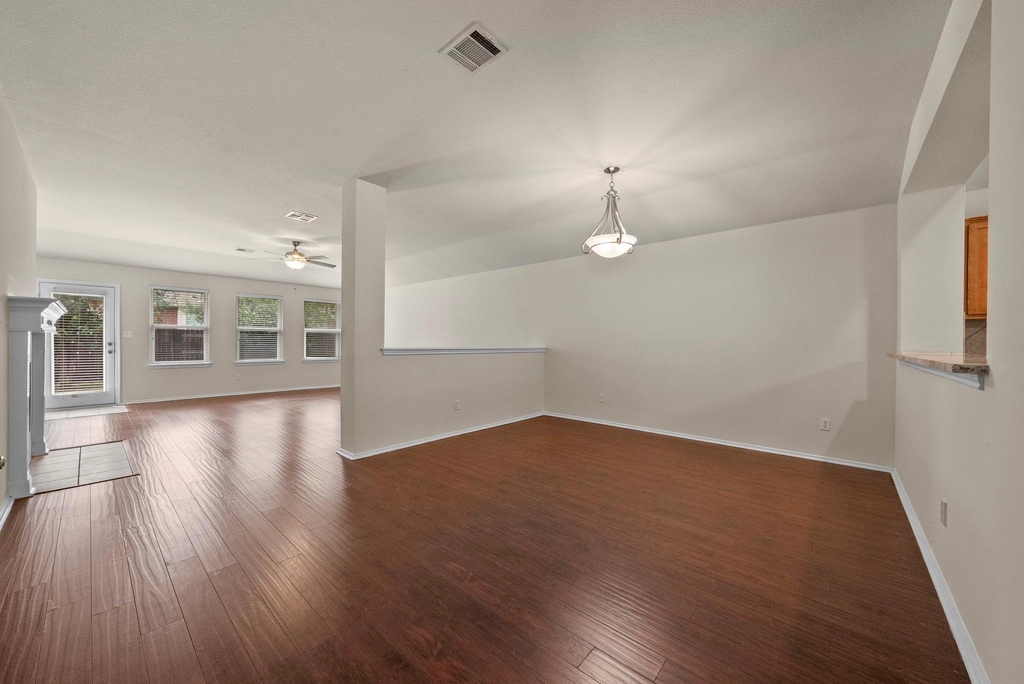 9424 Castle Pines Dr - Photo 10