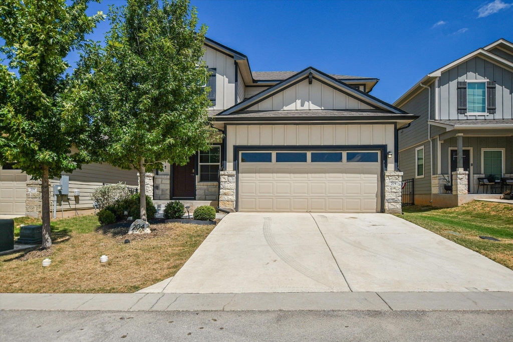204 Merrick Rd - Photo 2