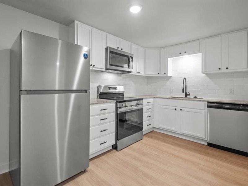 525 W Houston St - Photo 5