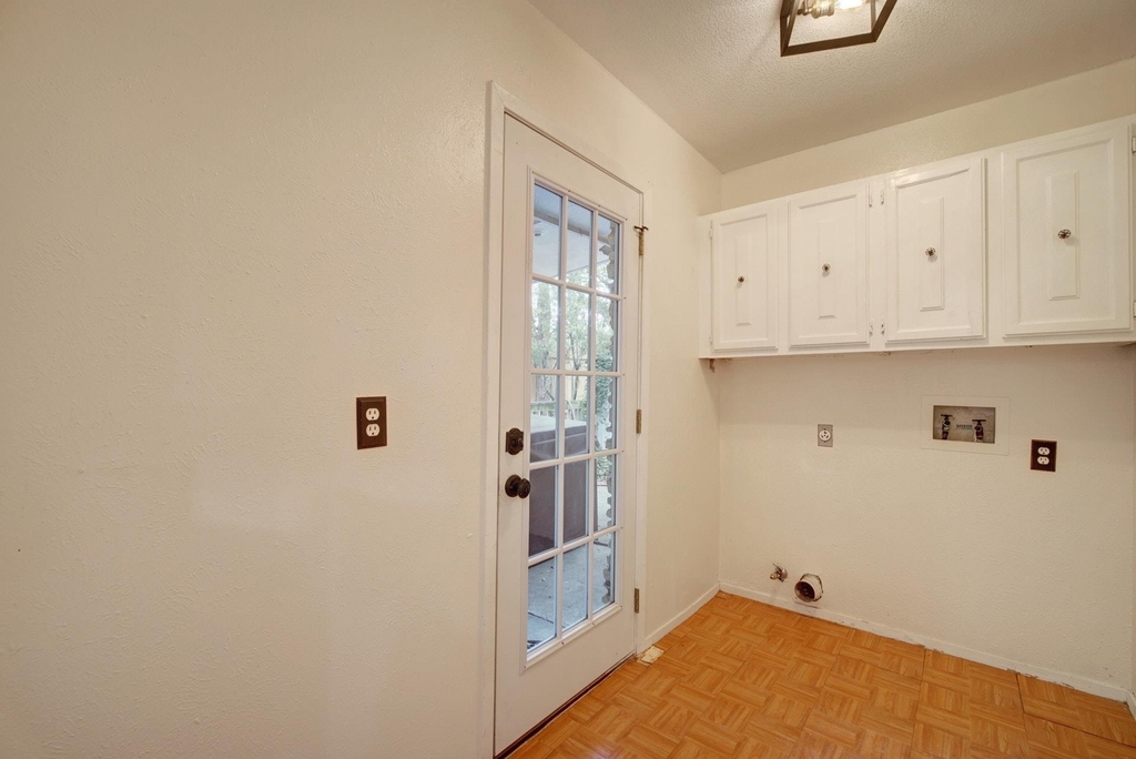 10509 Doering Ln - Photo 18