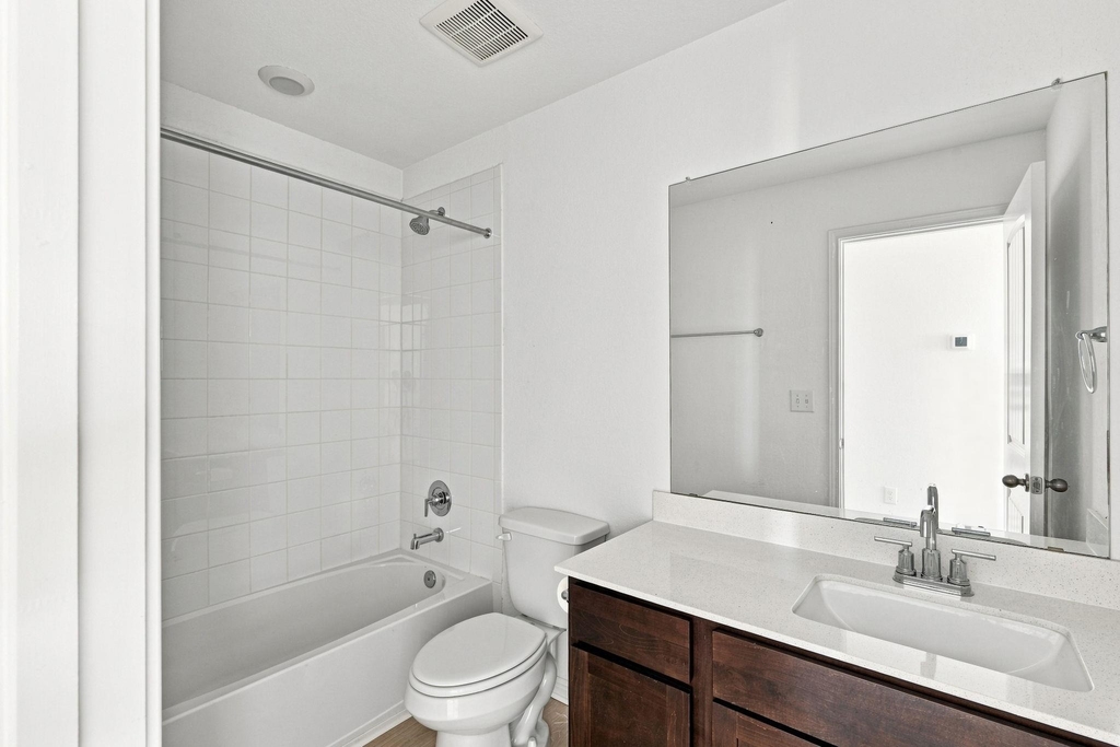 429 Brody Ln - Photo 2