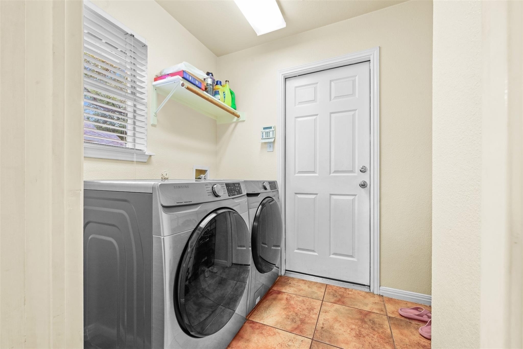 6006 Barletta Dr - Photo 28