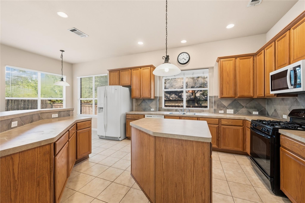 6600 Convict Hill Rd - Photo 9