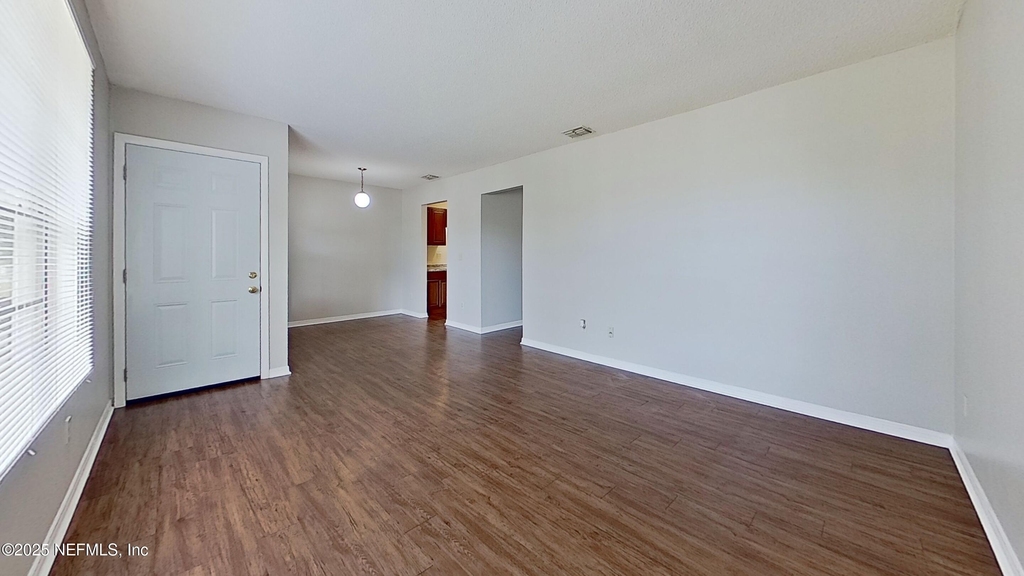477 Crabapple Court - Photo 9