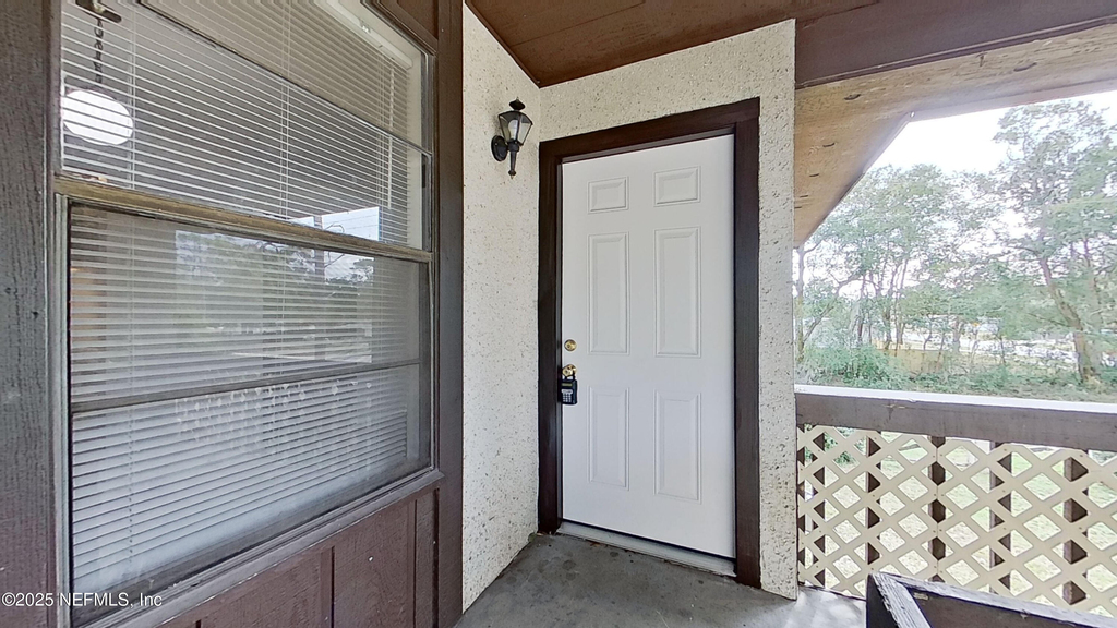 477 Crabapple Court - Photo 1