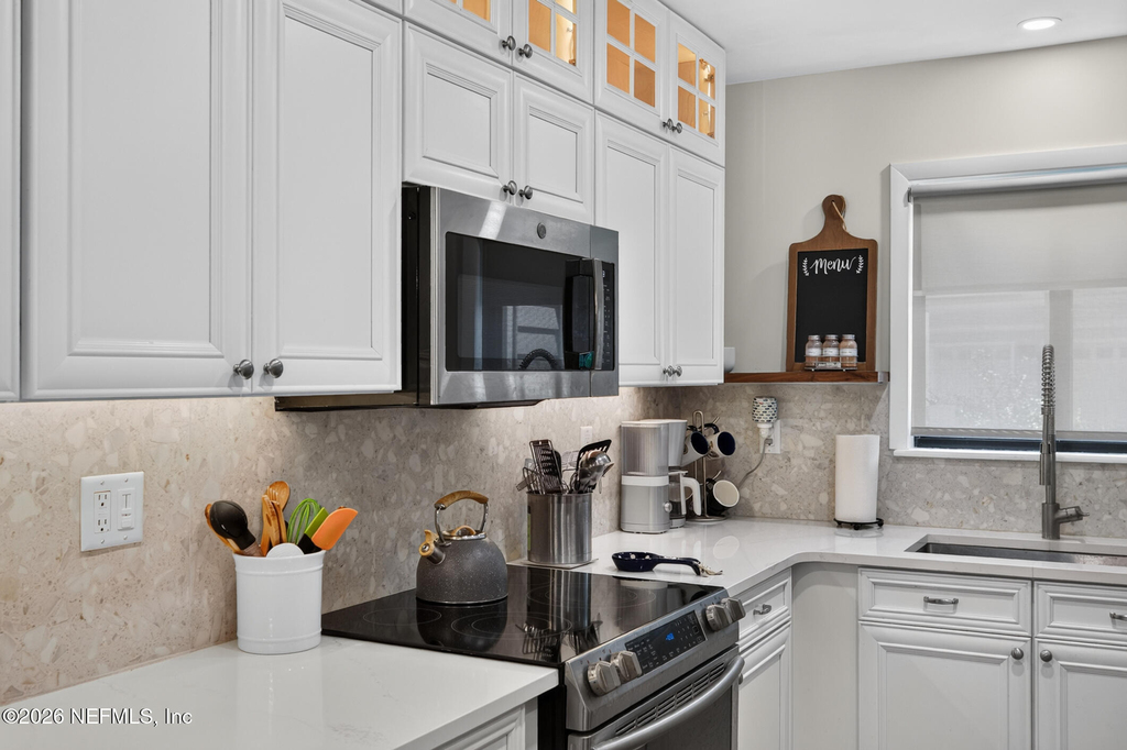 202 Vista Lagoon Court - Photo 10