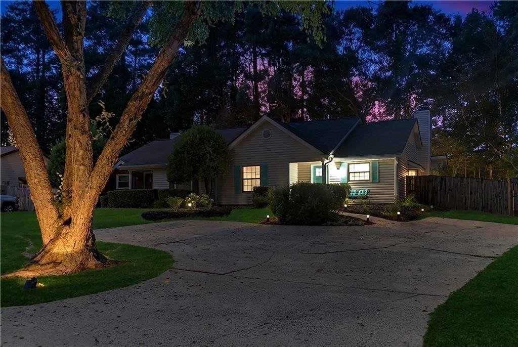 5097 Village Green Way - Photo 32