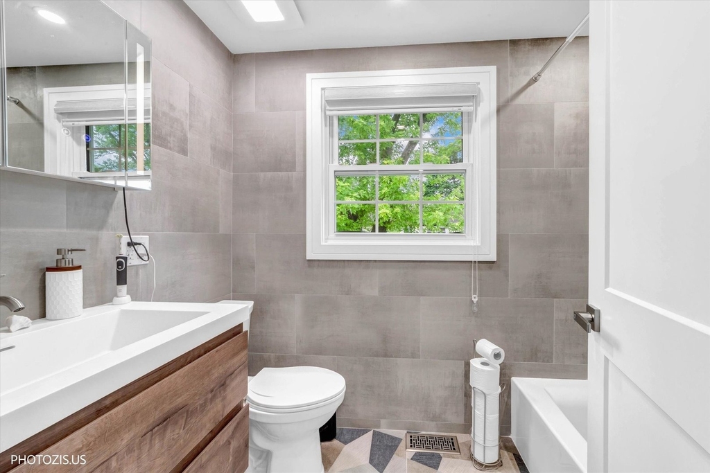1111 Plum Grove Circle - Photo 27
