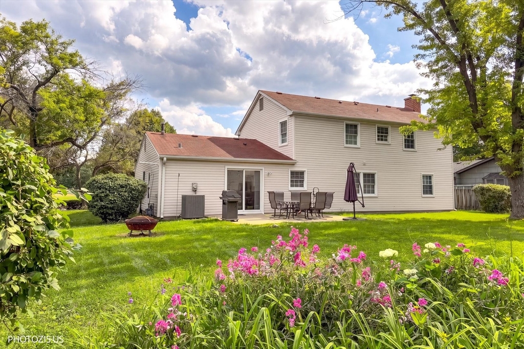 1111 Plum Grove Circle - Photo 1