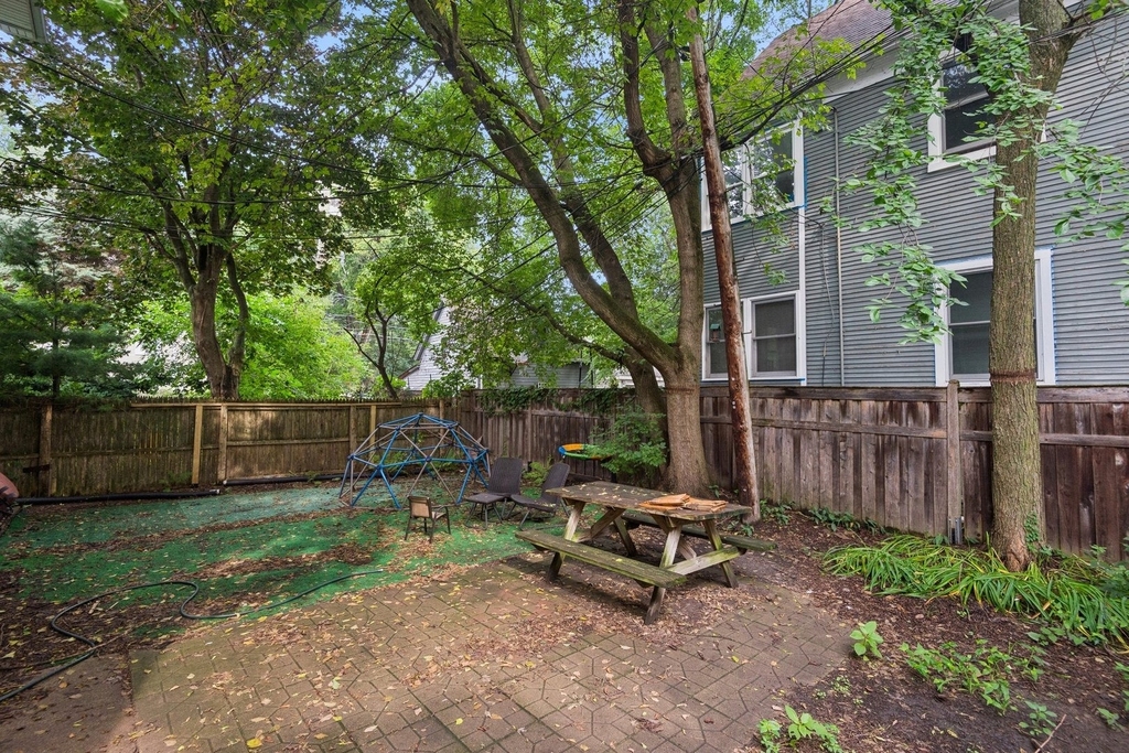 807 Greenleaf Street - Photo 13