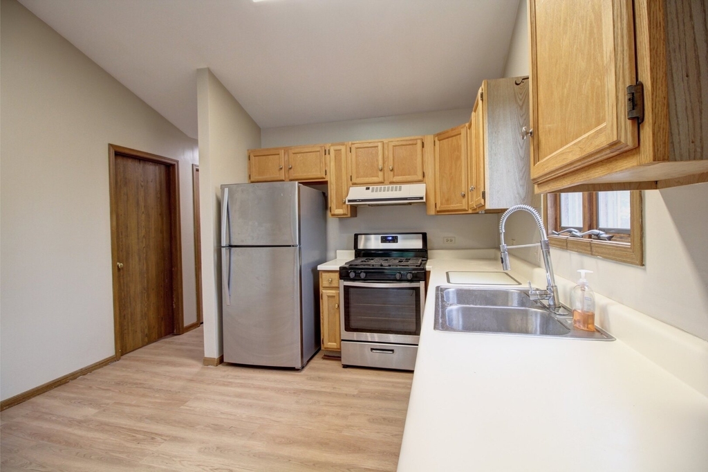 1324 Post Oak Court - Photo 9