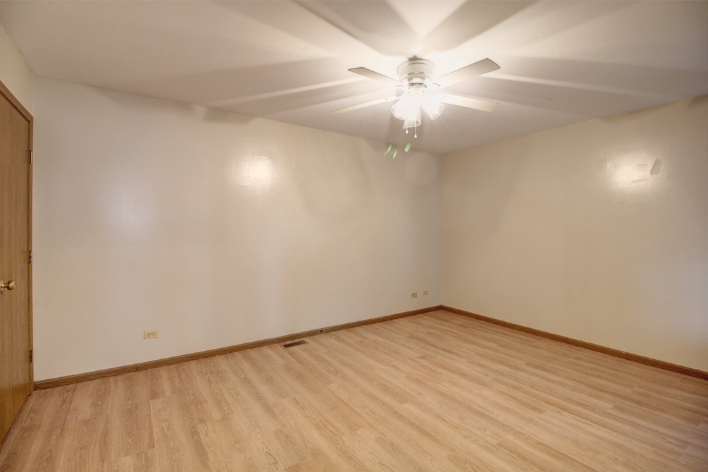 1324 Post Oak Court - Photo 5