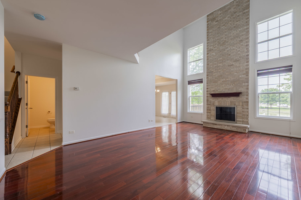 1226 Bradley Circle - Photo 3