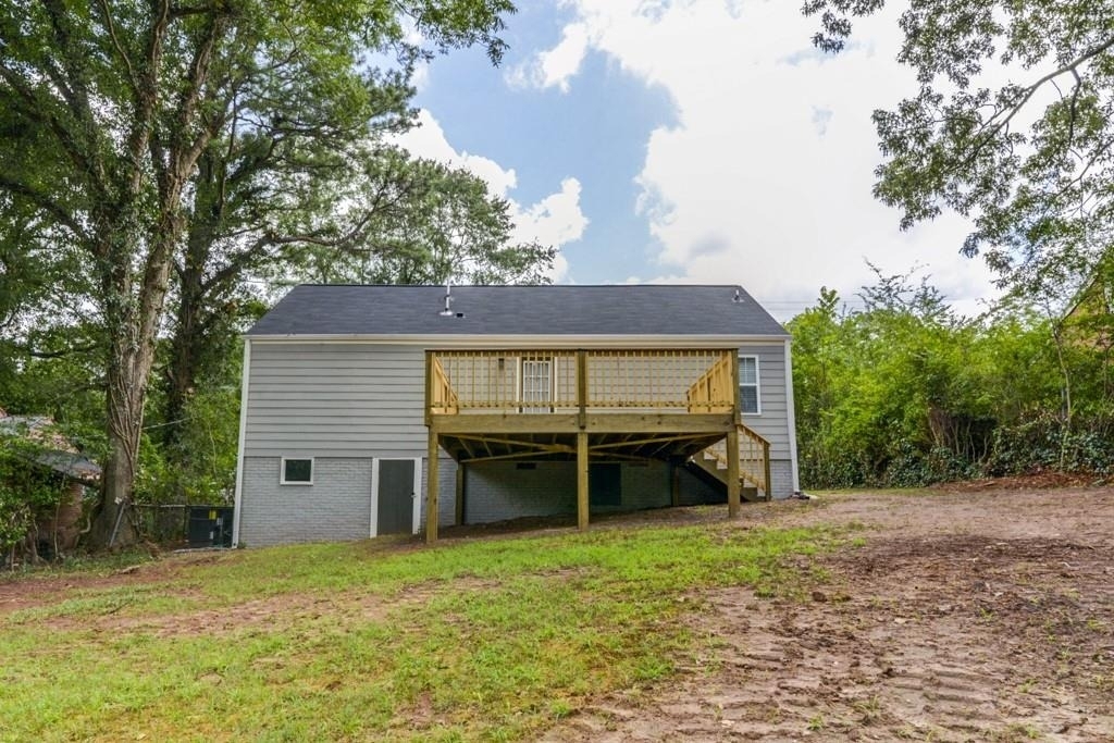567 Ashburton Avenue - Photo 17