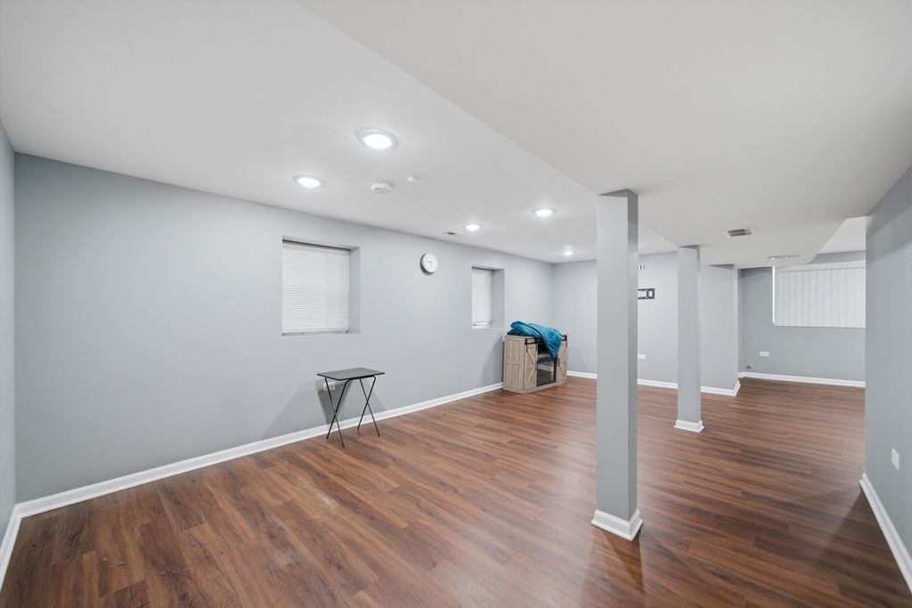 2240 Highland Avenue - Photo 12