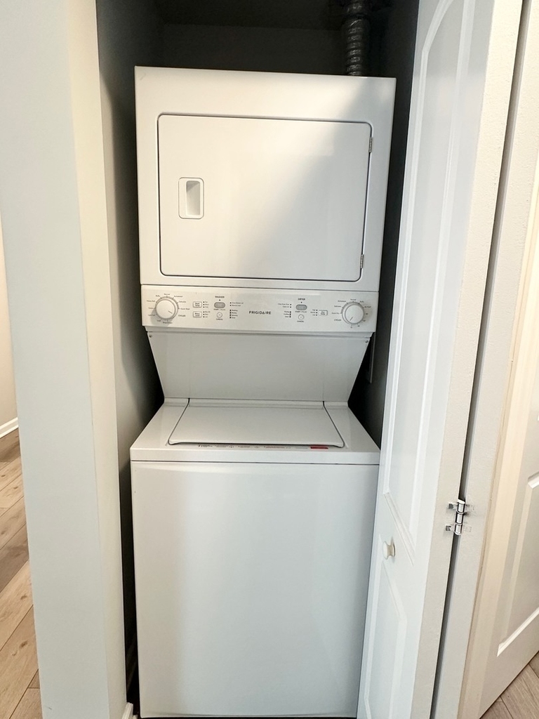 811 E Main Street - Photo 11