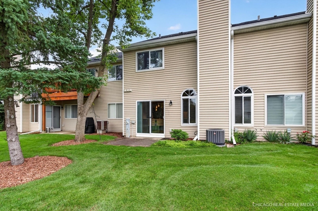 152 Brittany Drive - Photo 15