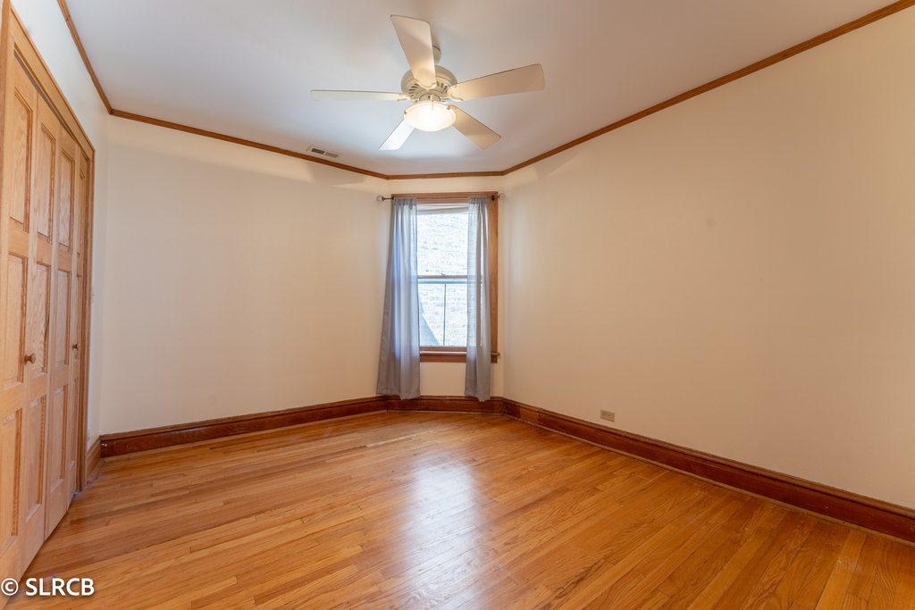 5325 W Montrose Avenue - Photo 15