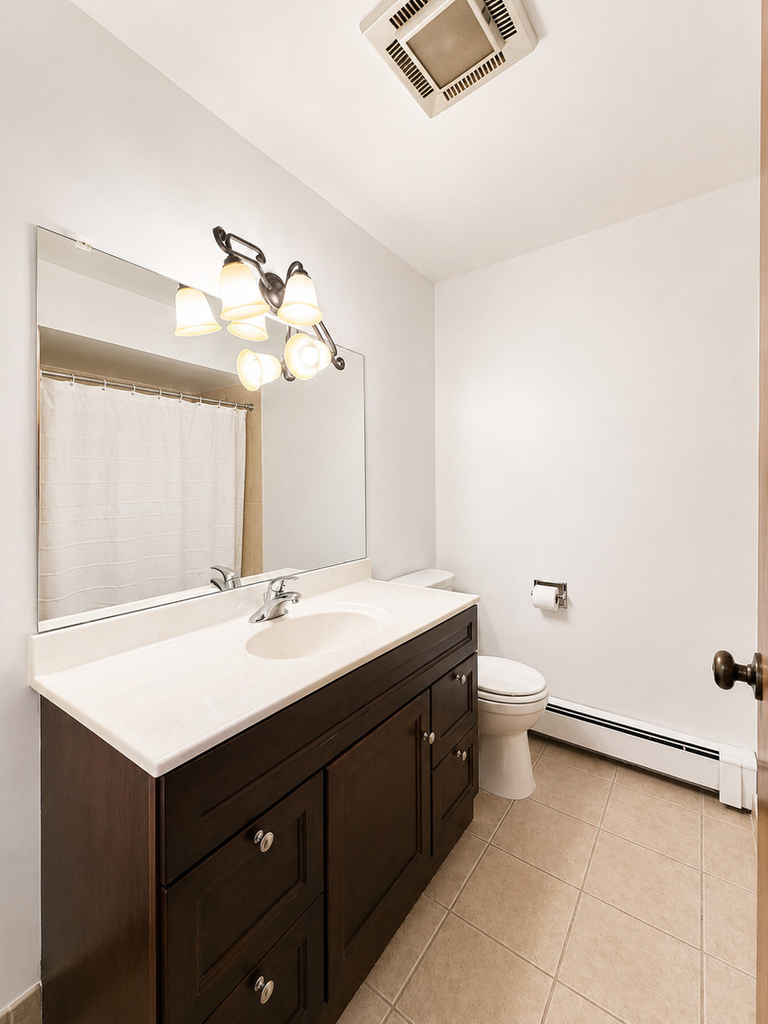 5733 W 103rd Street - Photo 4