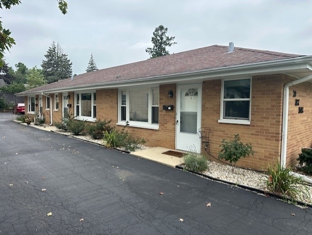 209 W Maple Avenue - Photo 1