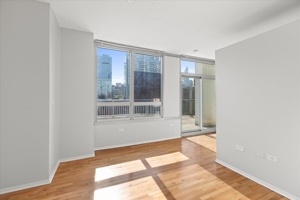 701 S Wells Street - Photo 6
