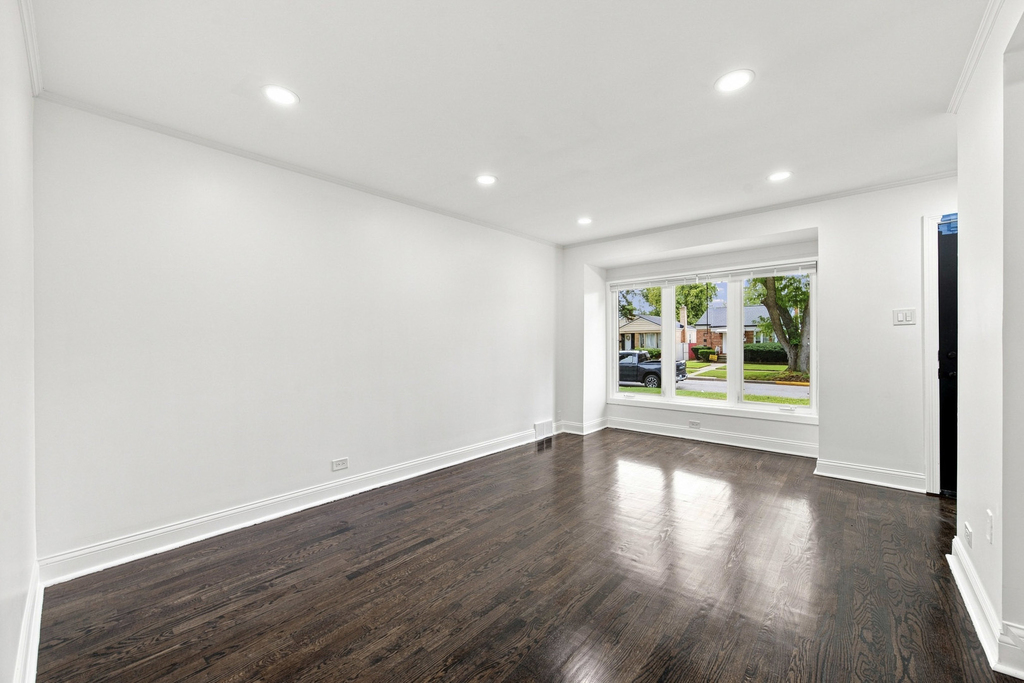 117 Morris Avenue - Photo 3