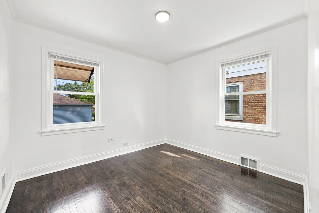 117 Morris Avenue - Photo 8