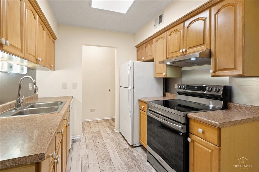 909 Buccaneer Drive - Photo 9
